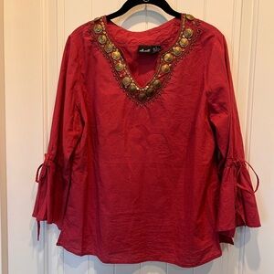Willi Smith Red/Burgundy tones Embellished Bell Sleeve Blouse SZ Large